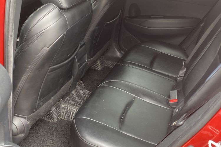 Used Toyota FRONTLANDER 2022 2.0L CVT Leading Edition Interior 4