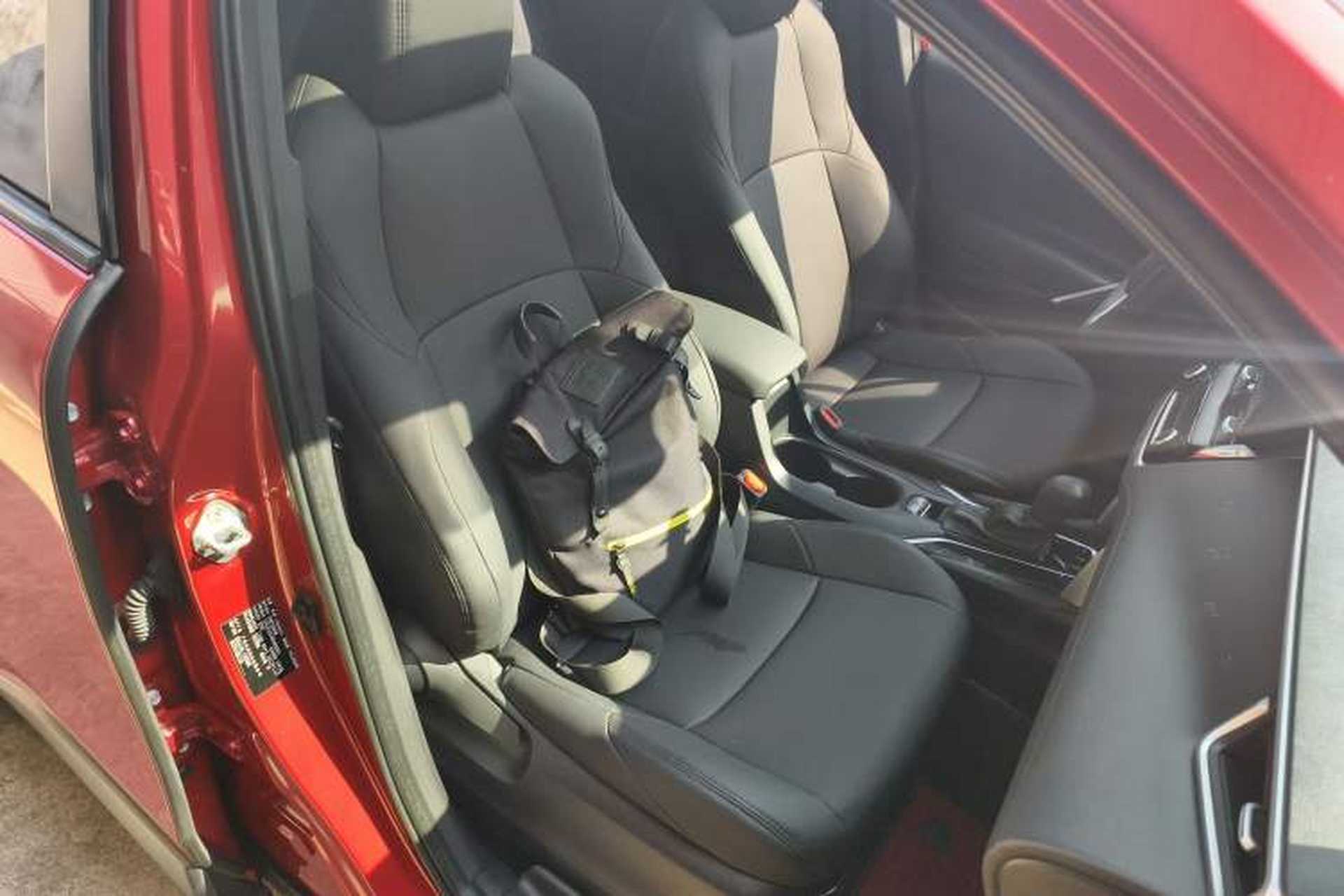 Used Toyota FRONTLANDER 2022 2.0L CVT Leading Edition Right Front Seat