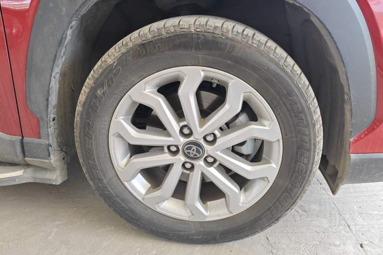 Used Toyota FRONTLANDER 2022 2.0L CVT Leading Edition Right Front Wheel Hub