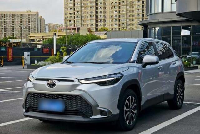 Used Toyota FRONTLANDER 2022 2.0L CVT Luxury Edition