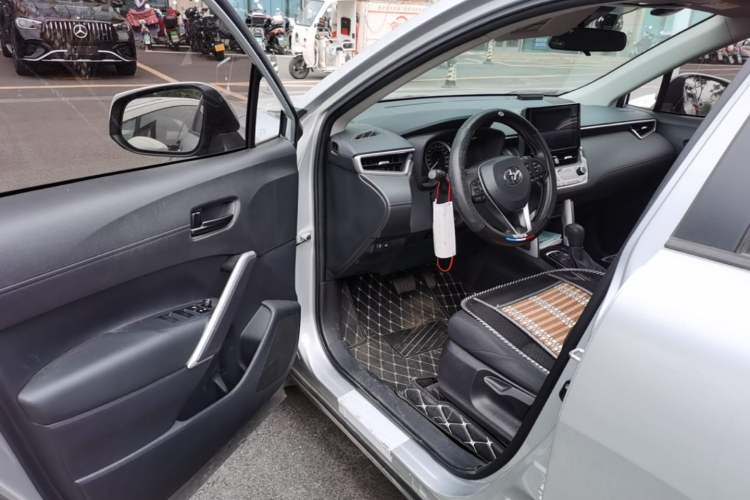 Used Toyota FRONTLANDER 2022 2.0L CVT Leading Edition Driver Seat