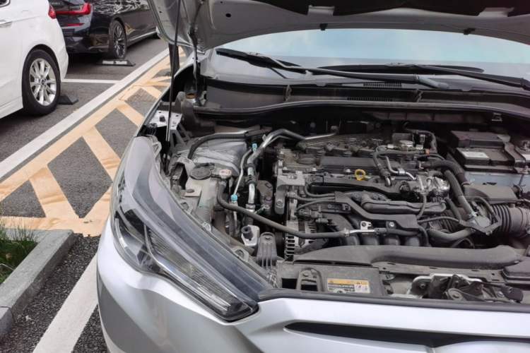 Used Toyota FRONTLANDER 2022 2.0L CVT Leading Edition Engine Bay Right