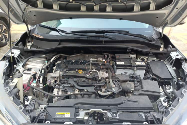 Used Toyota FRONTLANDER 2022 2.0L CVT Elite Edition Engine Bay