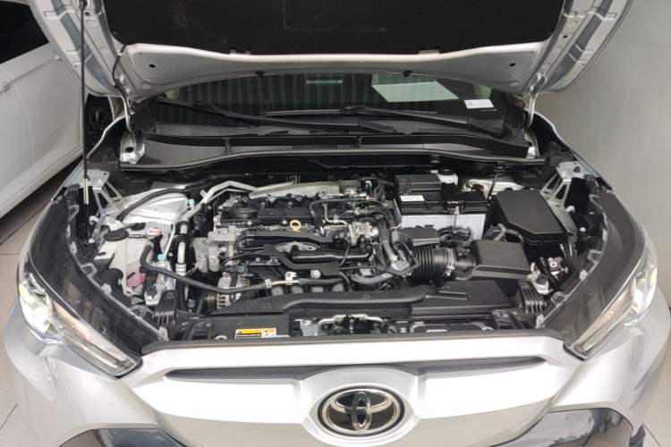 Used Toyota FRONTLANDER 2022 2.0L CVT Elite Edition Engine Bay