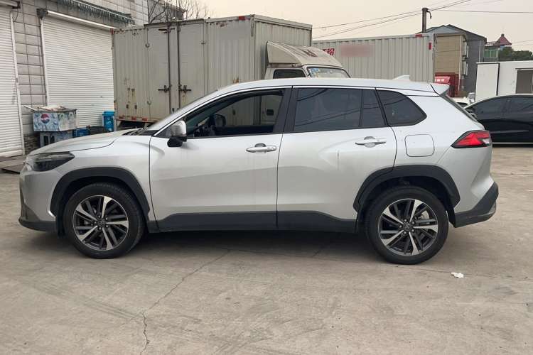 Used Toyota FRONTLANDER 2022 2.0L CVT Luxury PLUS Edition Exterior 5