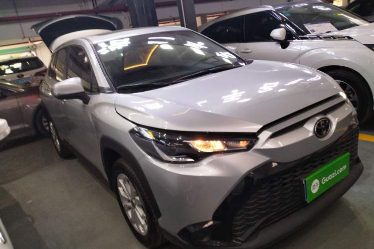 Used Toyota FRONTLANDER 2022 2.0L CVT Leading Edition Front Right 45 Deg