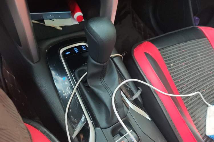 Used Toyota FRONTLANDER 2022 2.0L CVT Leading Edition Gear Lever