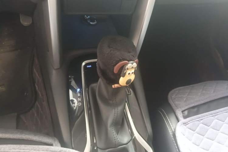 Used Toyota FRONTLANDER 2022 2.0L CVT Luxury Edition Gear Lever