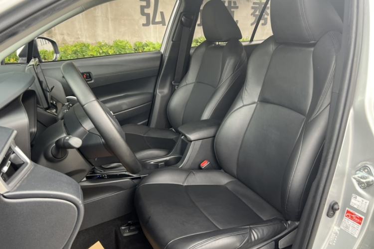 Used Toyota FRONTLANDER 2022 2.0L CVT Elite Edition Interior 2