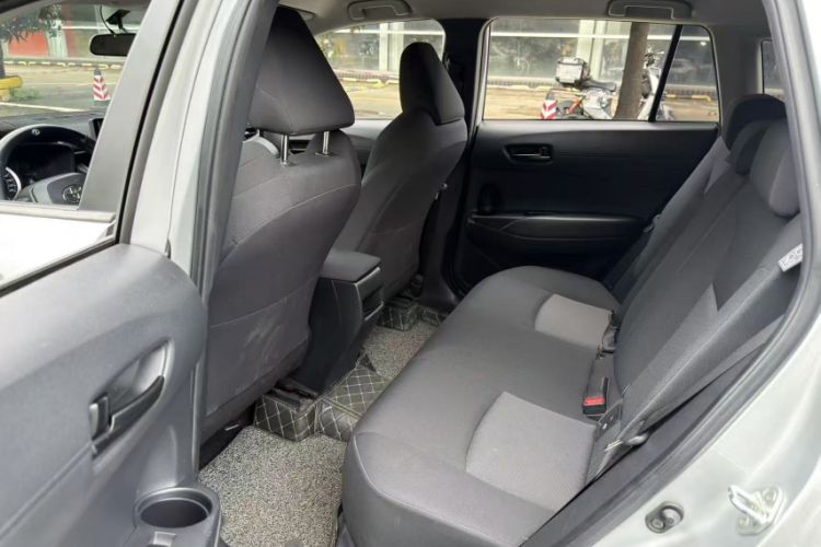 Used Toyota FRONTLANDER 2022 2.0L CVT Elite Edition Interior 3
