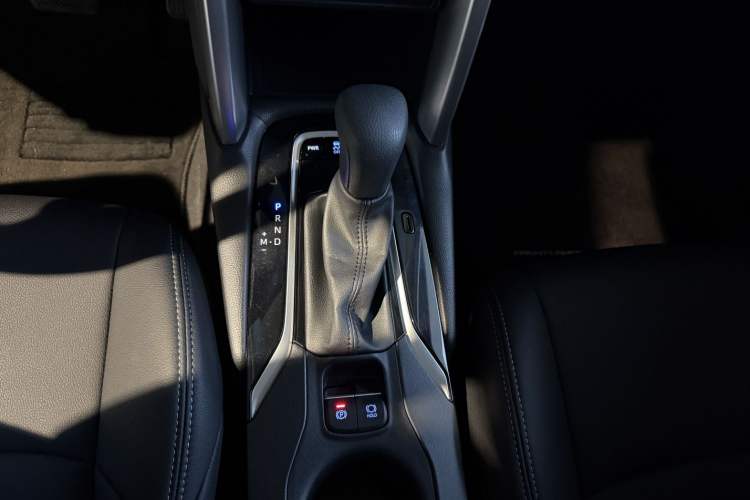 Used Toyota FRONTLANDER 2022 2.0L CVT Elite Edition Interior 4