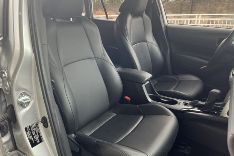Used Toyota FRONTLANDER 2022 2.0L CVT Elite Edition Interior 4