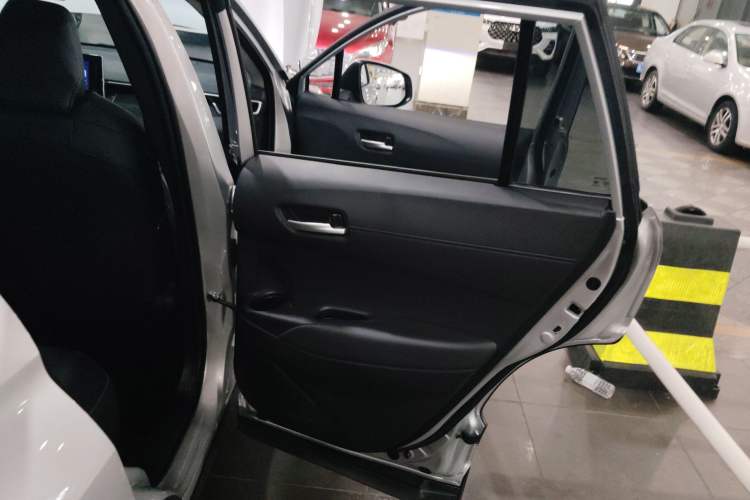 Used Toyota FRONTLANDER 2022 2.0L CVT Luxury Edition Interior 6