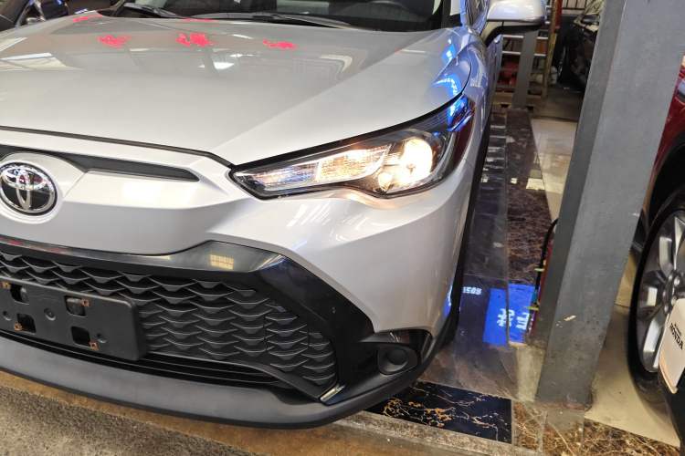 Used Toyota FRONTLANDER 2022 2.0L CVT Elite Edition Left Front Headlight