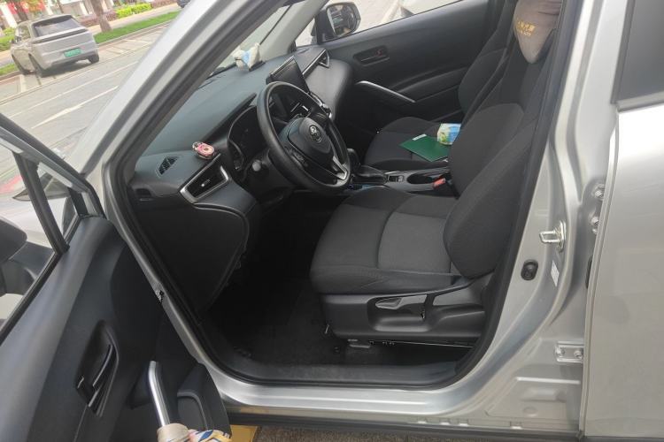 Used Toyota FRONTLANDER 2022 2.0L CVT Elite Edition Left Front Seat
