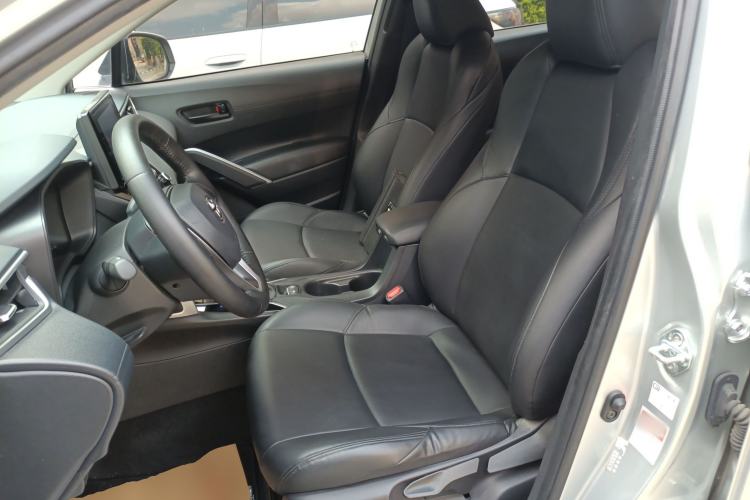 Used Toyota FRONTLANDER 2022 2.0L CVT Elite Edition Left Front Seat