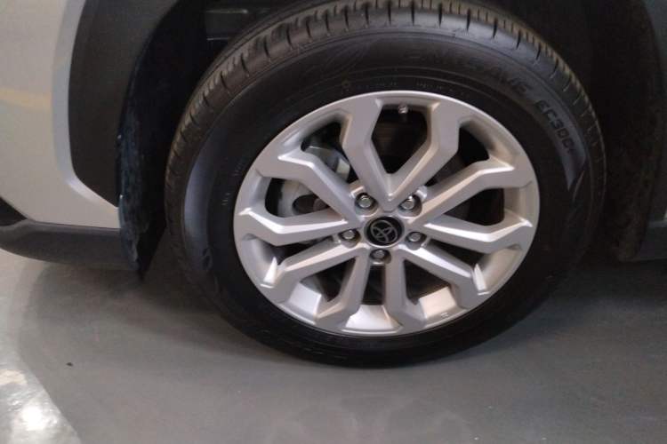 Used Toyota FRONTLANDER 2022 2.0L CVT Leading Edition Left Front Wheel Hub