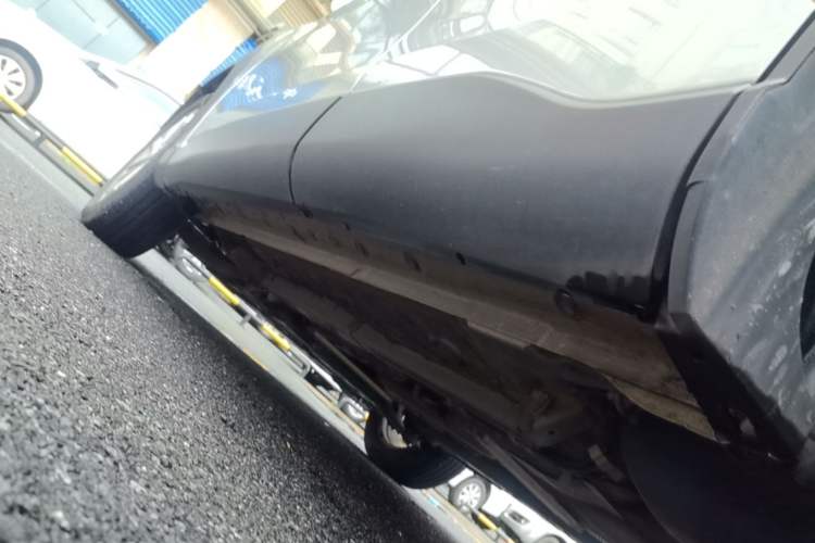 Used Toyota FRONTLANDER 2022 2.0L CVT Elite Edition Left Side Sill