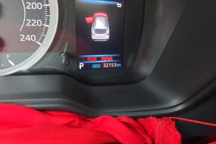 Used Toyota FRONTLANDER 2022 2.0L CVT Leading Edition Odometer Close Up