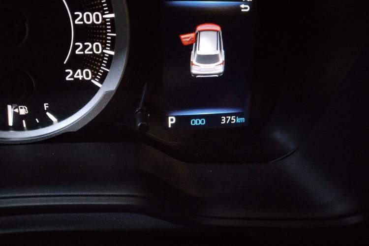 Used Toyota FRONTLANDER 2022 2.0L CVT Leading Edition Odometer Close Up