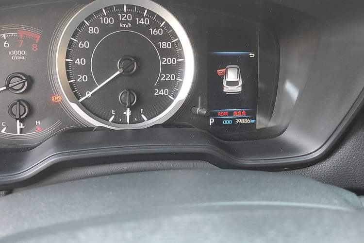 Used Toyota FRONTLANDER 2022 2.0L CVT Elite Edition Odometer Close Up
