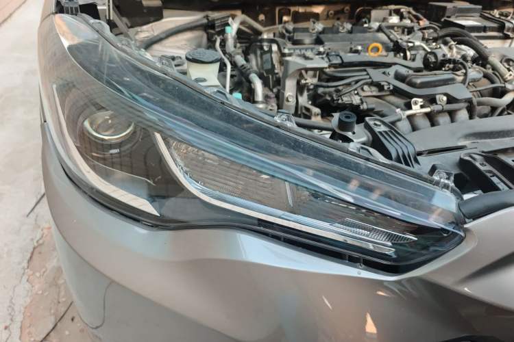 Used Toyota FRONTLANDER 2022 2.0L CVT Leading Edition Right Front Headlight
