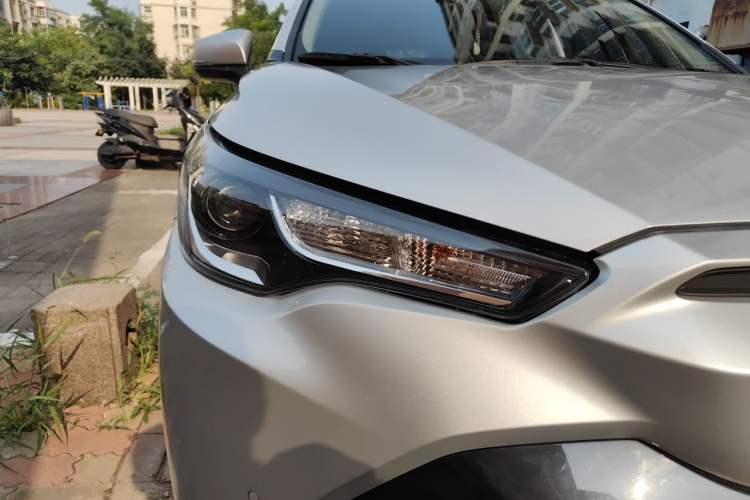 Used Toyota FRONTLANDER 2022 2.0L CVT Elite Edition Right Front Headlight