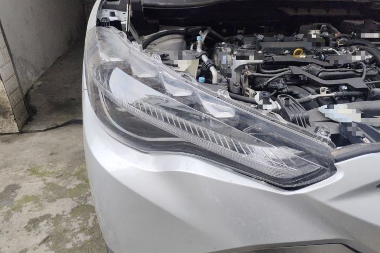 Used Toyota FRONTLANDER 2022 2.0L CVT Luxury PLUS Edition Right Front Headlight
