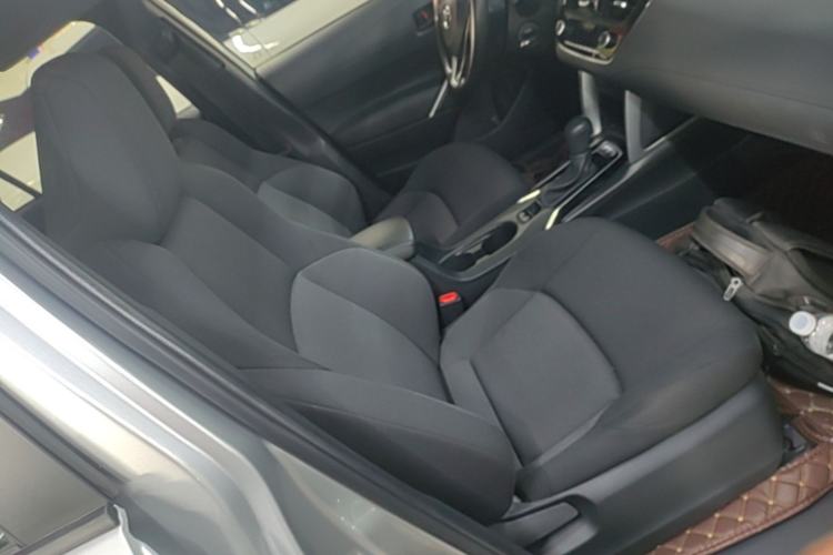 Used Toyota FRONTLANDER 2022 2.0L CVT Elite Edition Right Front Seat