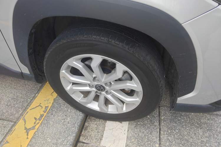 Used Toyota FRONTLANDER 2022 2.0L CVT Elite Edition Right Front Wheel Hub