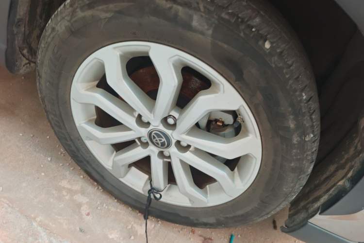 Used Toyota FRONTLANDER 2022 2.0L CVT Leading Edition Right Front Wheel Hub