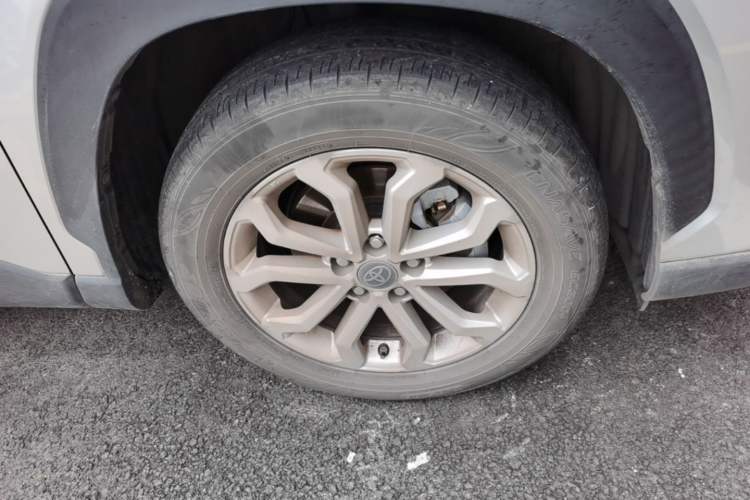 Used Toyota FRONTLANDER 2022 2.0L CVT Leading Edition Right Front Wheel Hub
