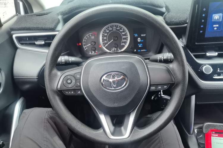 Used Toyota FRONTLANDER 2022 2.0L CVT Elite Edition Steering Wheel