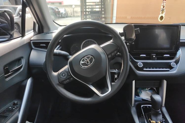 Used Toyota FRONTLANDER 2022 2.0L CVT Elite Edition Steering Wheel