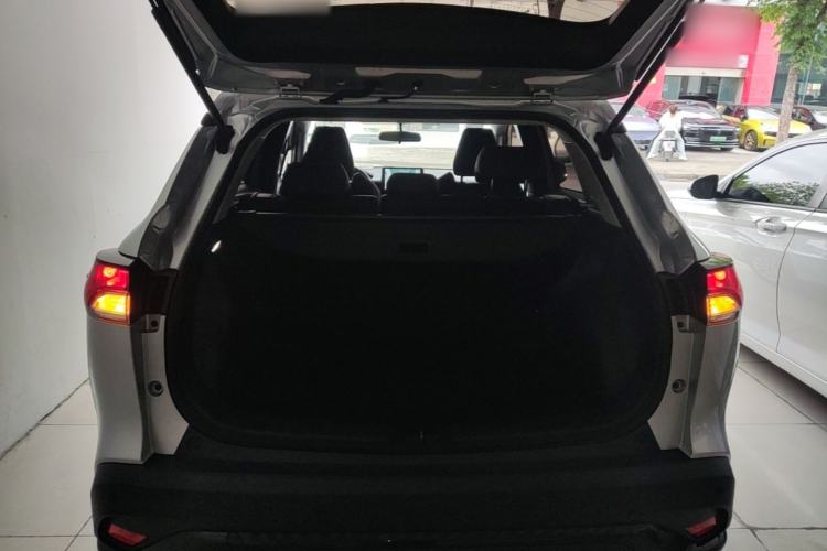 Used Toyota FRONTLANDER 2022 2.0L CVT Elite Edition Trunk