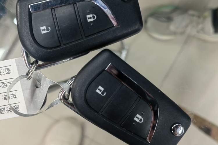 Used Toyota FRONTLANDER 2022 2.0L CVT Elite Edition Vehicle Key