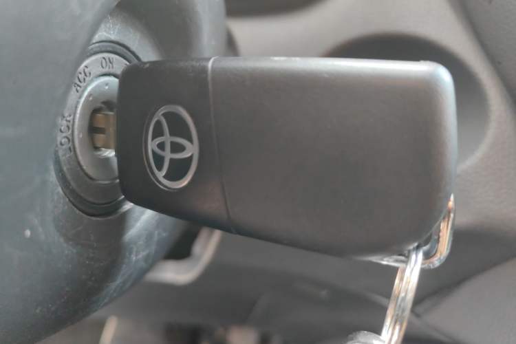 Used Toyota FRONTLANDER 2022 2.0L CVT Elite Edition Vehicle Key