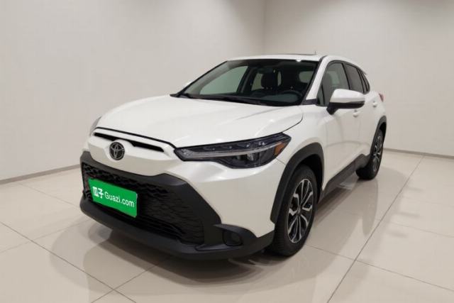 Używany Toyota FRONTLANDER 2022 2.0L CVT Luxury Edition