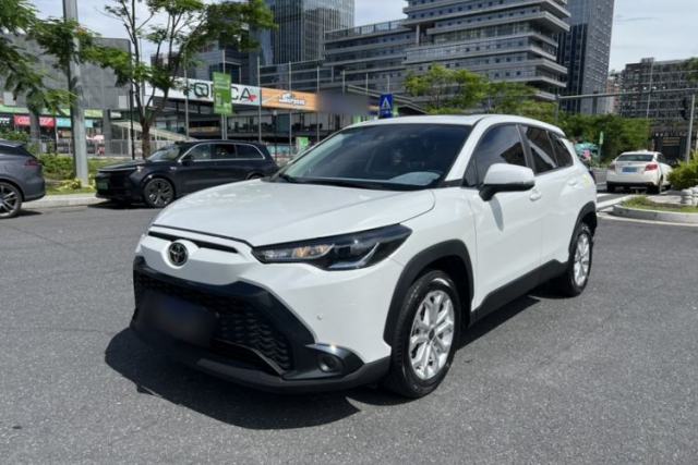 Ojetý Toyota FRONTLANDER 2022 2.0L CVT Leading Edition