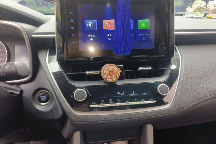 Used Toyota FRONTLANDER 2022 2.0L CVT Luxury Edition Audio And AC Panel