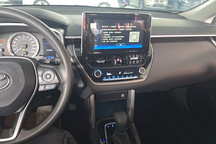 Used Toyota FRONTLANDER 2022 2.0L CVT Luxury PLUS Edition Audio And AC Panel