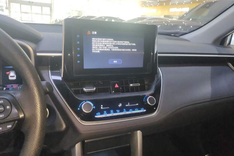 Used Toyota FRONTLANDER 2022 2.0L CVT Luxury Edition Audio And AC Panel