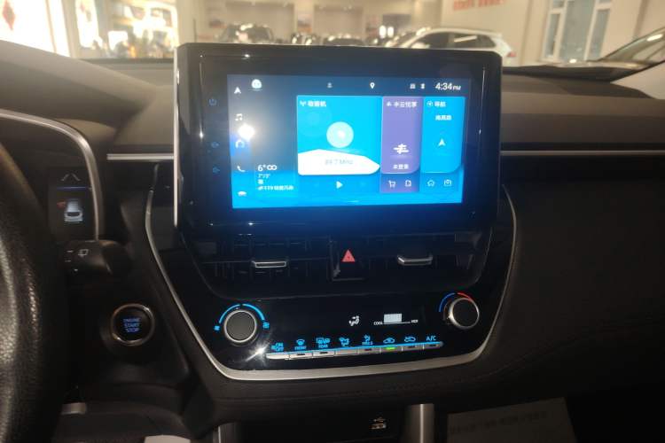 Used Toyota FRONTLANDER 2022 2.0L CVT Luxury PLUS Edition Audio And AC Panel
