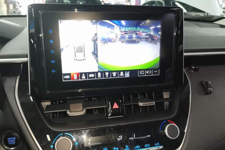 Used Toyota FRONTLANDER 2022 2.0L CVT Luxury Edition Audio And AC Panel