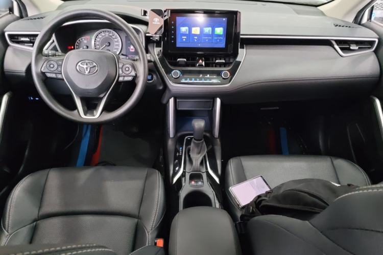Used Toyota FRONTLANDER 2022 2.0L CVT Luxury Edition Center Console