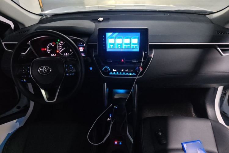 Used Toyota FRONTLANDER 2022 2.0L CVT Luxury Edition Center Console
