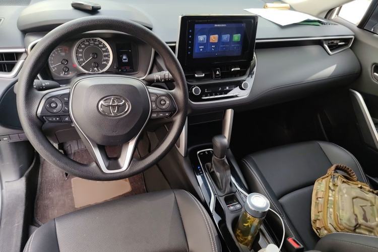Used Toyota FRONTLANDER 2022 2.0L CVT Luxury Edition Center Console