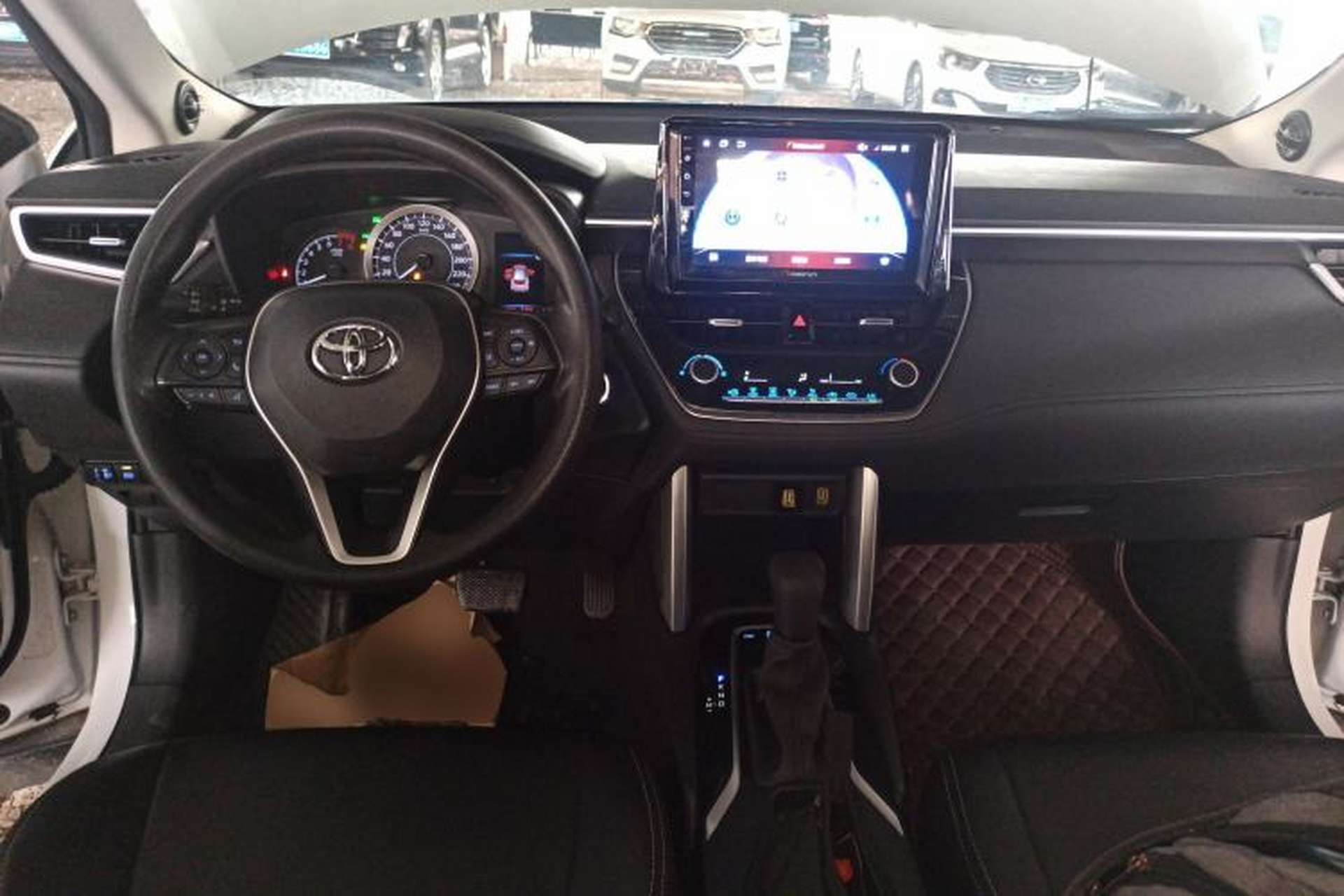 Used Toyota FRONTLANDER 2022 2.0L CVT Leading Edition Center Console