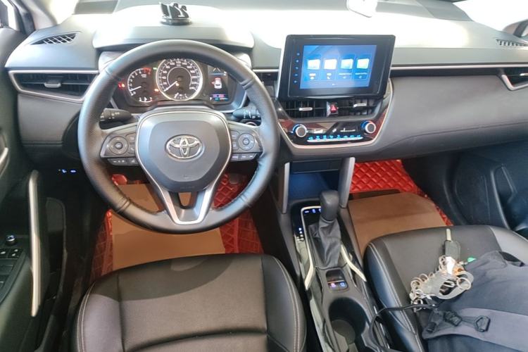 Used Toyota FRONTLANDER 2022 2.0L CVT Luxury Edition Center Console