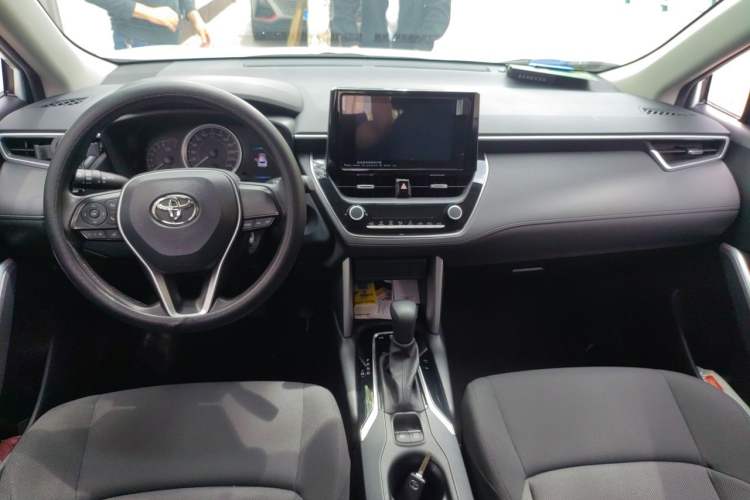Used Toyota FRONTLANDER 2022 2.0L CVT Elite Edition Center Console
